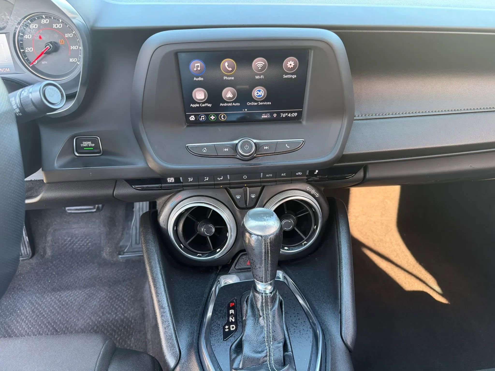 Used 2020 Chevrolet Camaro LT w/ RS Package image 21