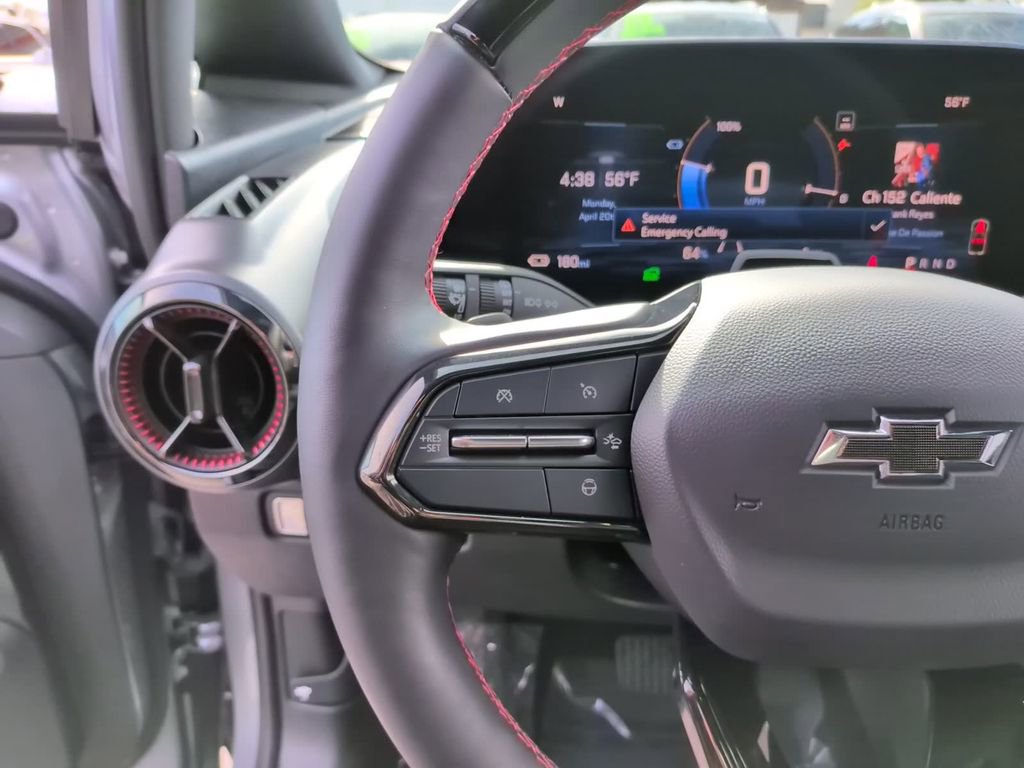 Used 2024 Chevrolet Equinox EV RS FWD image 23