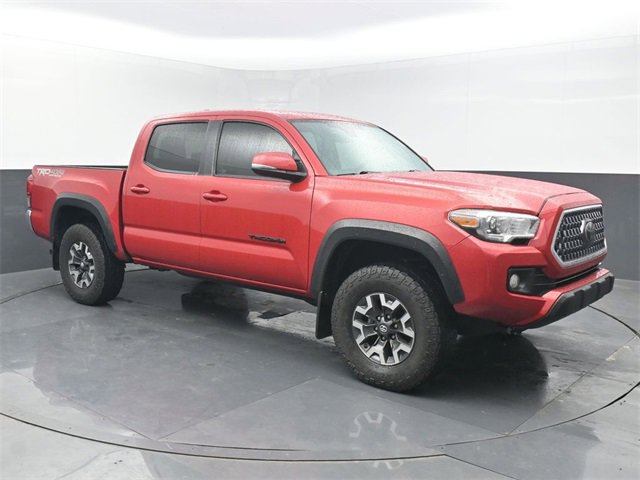 Used 2019 Toyota Tacoma TRD Off-Road image 7