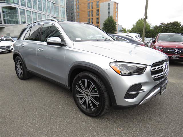 Used 2025 Mercedes-Benz GLE 350 4MATIC w/ Winter Package image 5