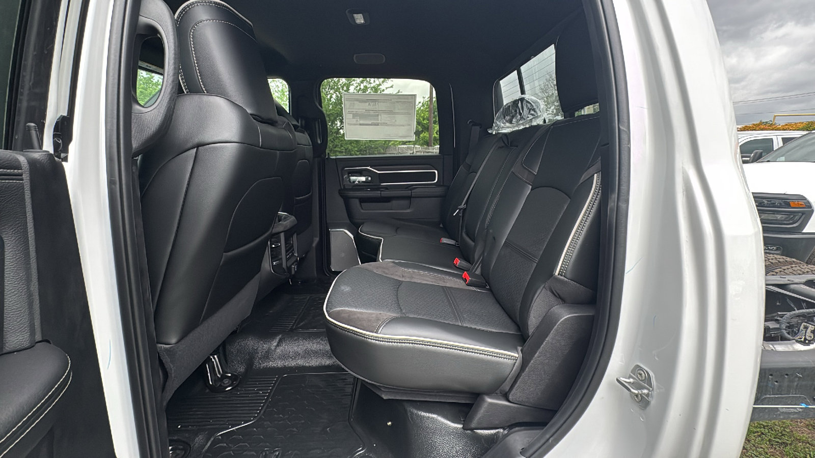 New 2026 RAM 5500 4x4 Crew Cab w/ Laramie Trim Package image 13