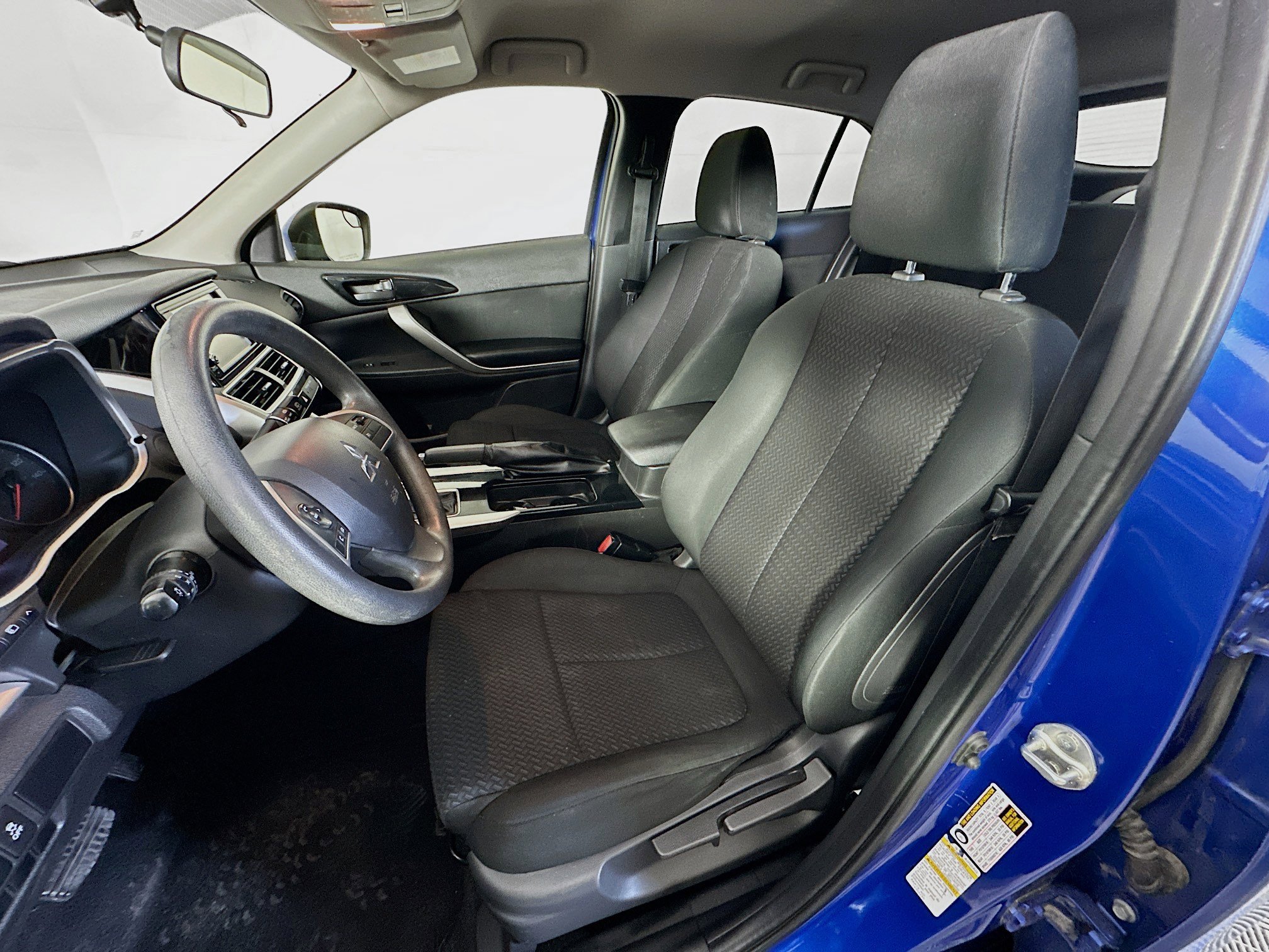 Used 2020 Mitsubishi Eclipse Cross ES image 13