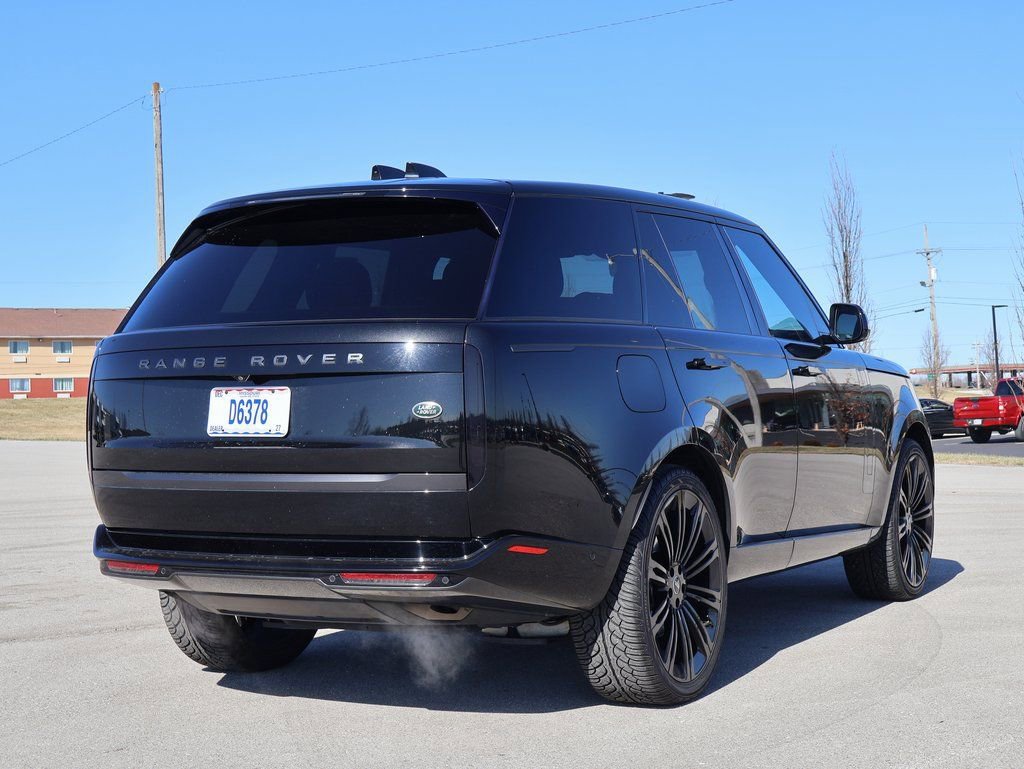 Used 2023 Land Rover Range Rover SE AWD/4WD image 7
