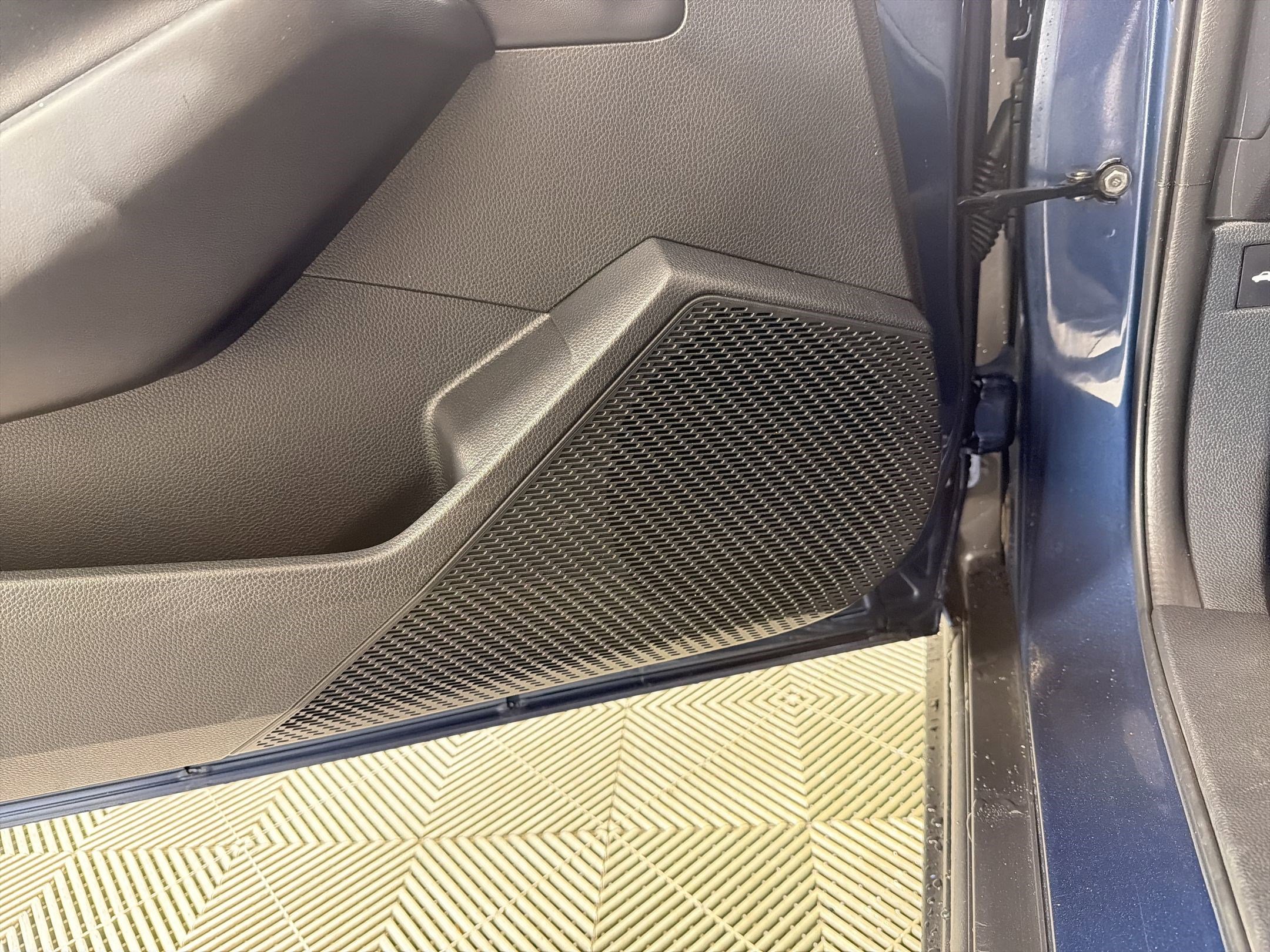 Certified 2023 Honda Accord EX image 23