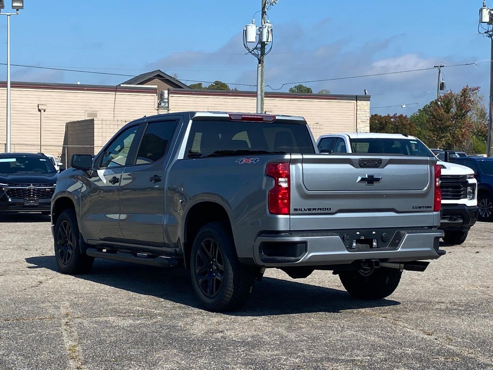 New 2026 Chevrolet Silverado 1500 Custom w/ Turbomax Blackout Package AWD/4WD image 4