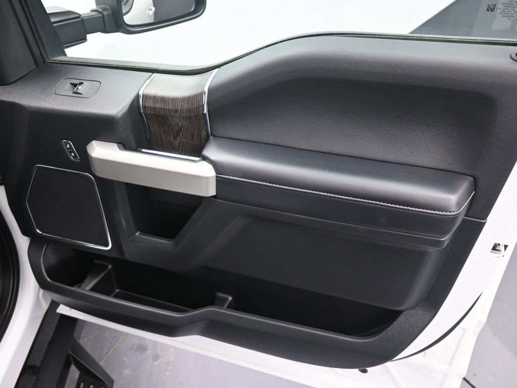 Used 2021 Ford F250 Lariat w/ Lariat Value Package image 34