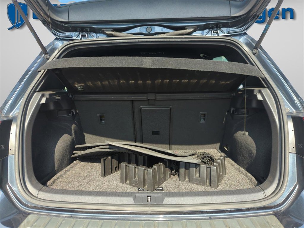 Used 2019 Volkswagen GTI Autobahn image 39