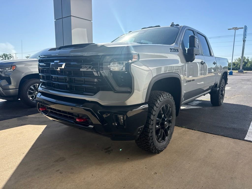 New 2026 Chevrolet Silverado 2500 LT w/ Trail Boss Package AWD/4WD image 1