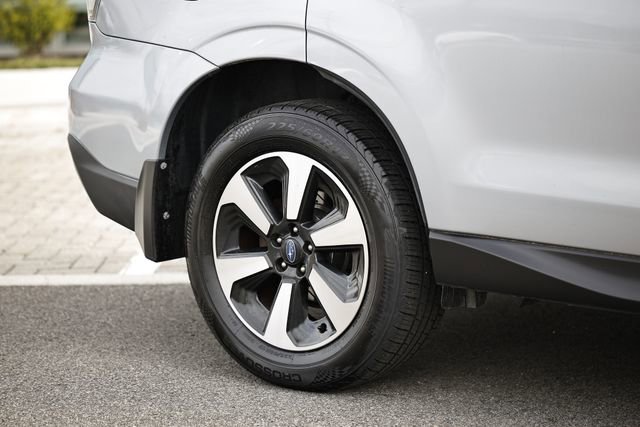 Used 2017 Subaru Forester 2.5i Limited w/ Protection Package #2 image 6