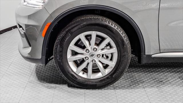 Used 2023 Dodge Durango SXT image 30