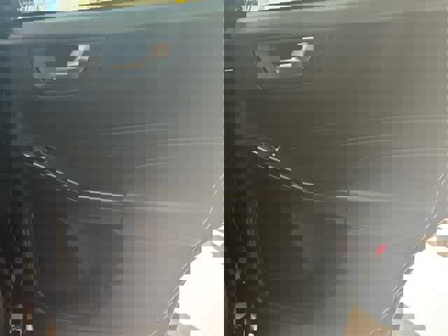 New 2025 Ford Escape ST-Line w/ Cold Weather Package image 28