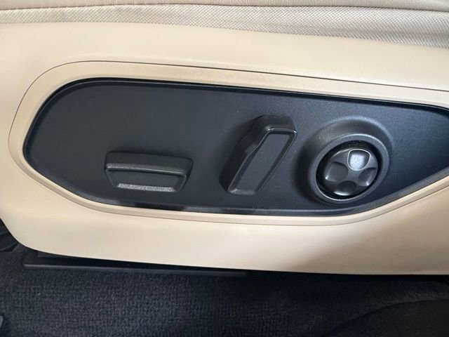 Used 2022 Jeep Grand Cherokee L Limited image 17