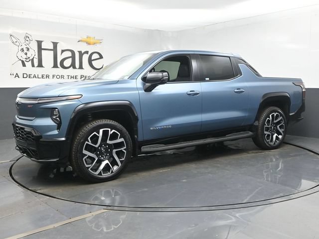 Certified 2025 Chevrolet Silverado EV RST AWD/4WD image 27