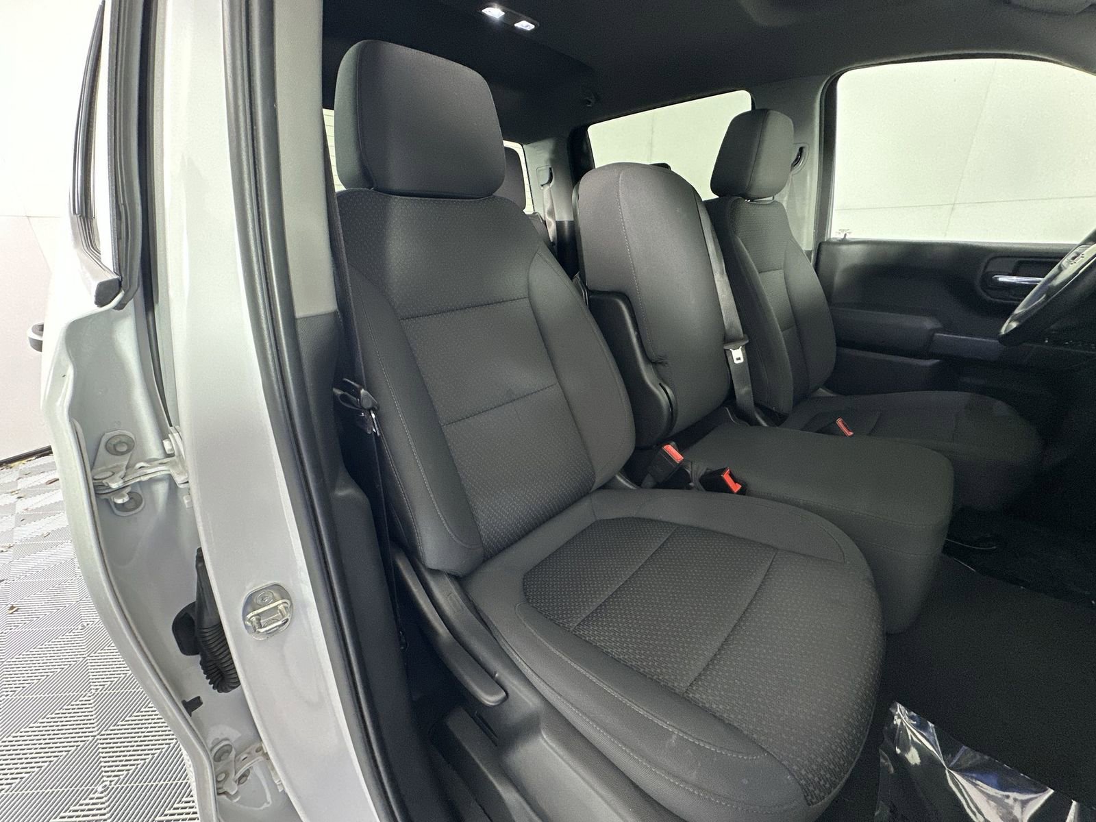 Used 2021 Chevrolet Silverado 1500 Custom RWD image 27