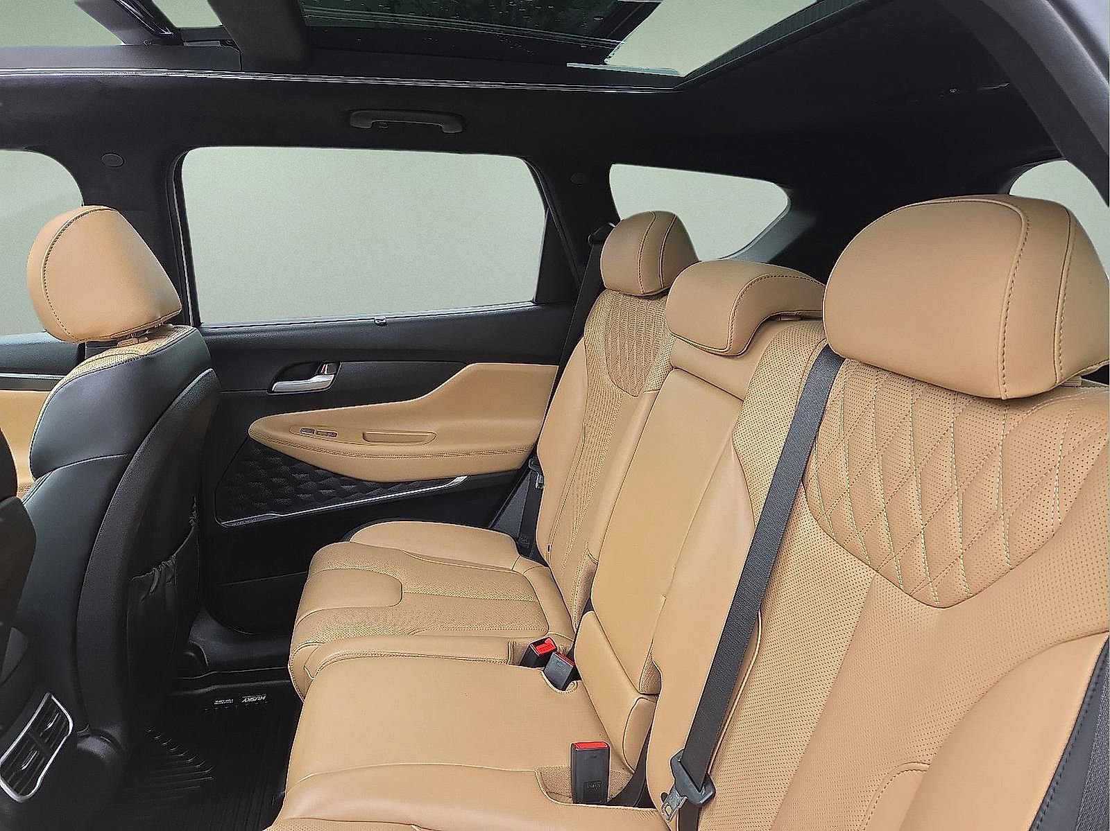 Used 2022 Hyundai Santa Fe Calligraphy AWD/4WD image 10