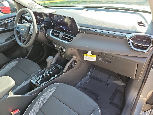 New 2026 Chevrolet TrailBlazer LS w/ LS Convenience Package FWD image 34