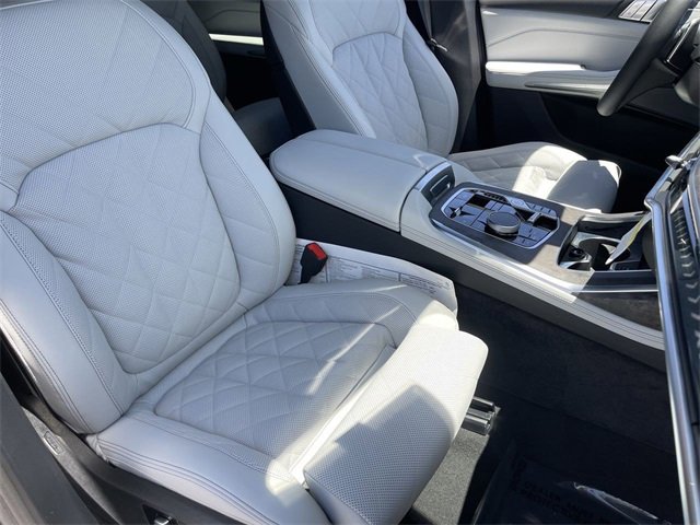 New 2026 BMW X7 xDrive40i image 11