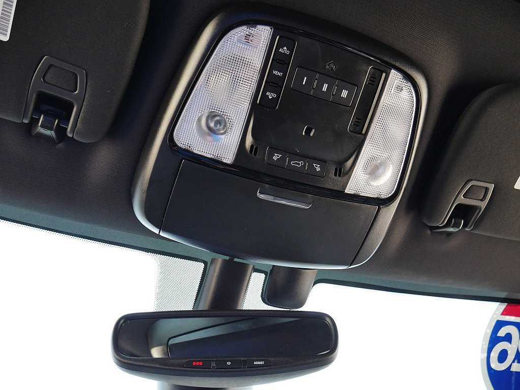Used 2026 Dodge Durango SRT Hellcat w/ 3rd Row Seating Group AWD/4WD image 52