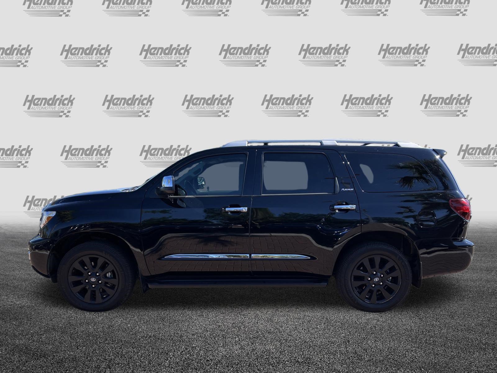 Used 2021 Toyota Sequoia Platinum AWD/4WD image 7