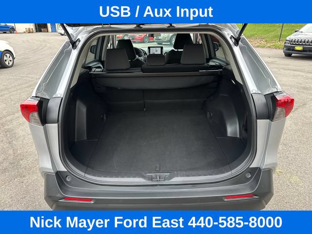 Used 2025 Toyota RAV4 XLE AWD/4WD image 21