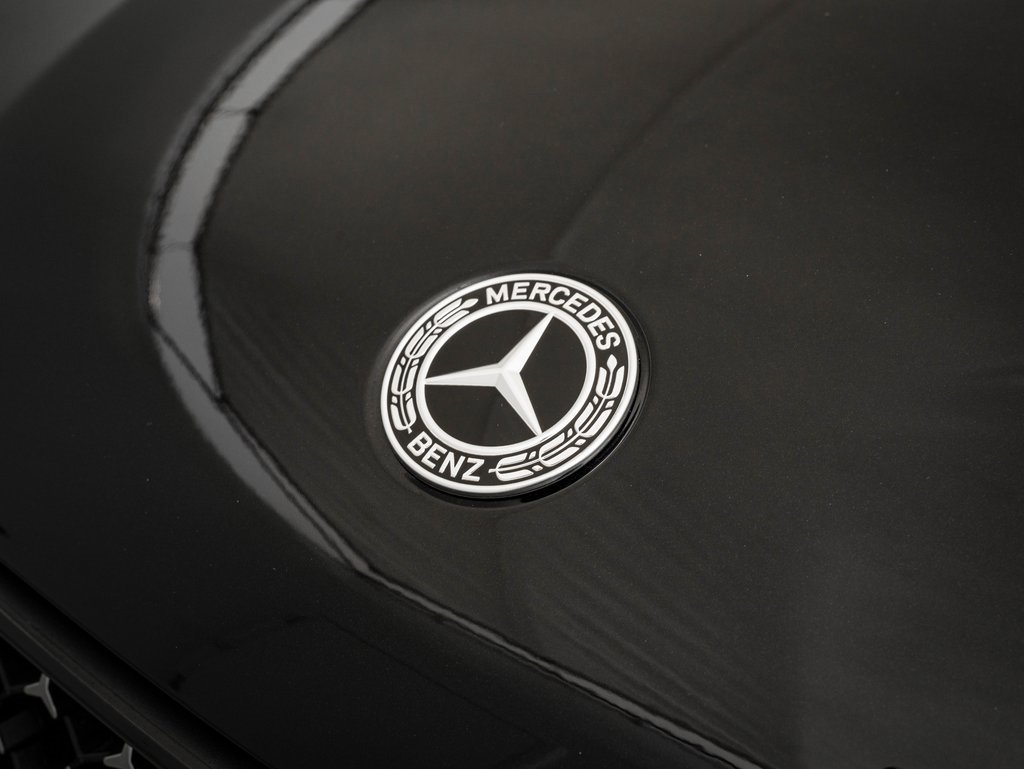 New 2026 Mercedes-Benz GLC 300 4MATIC image 3