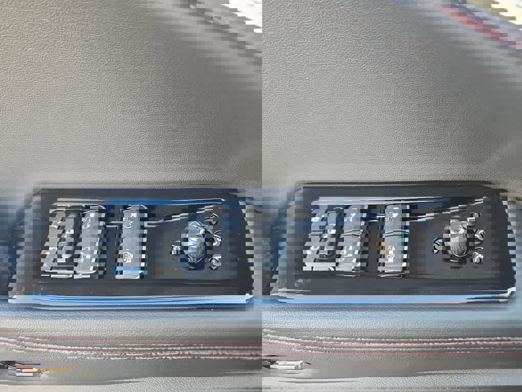 Used 2025 Jeep Wagoneer S Limited AWD/4WD image 21