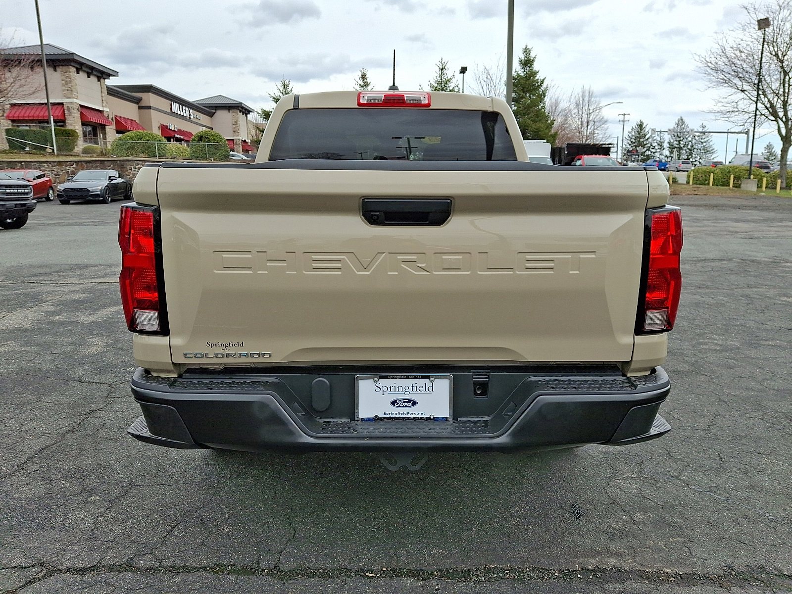 Used 2023 Chevrolet Colorado W/T image 5