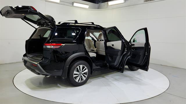 New 2026 Nissan Pathfinder SL FWD image 32