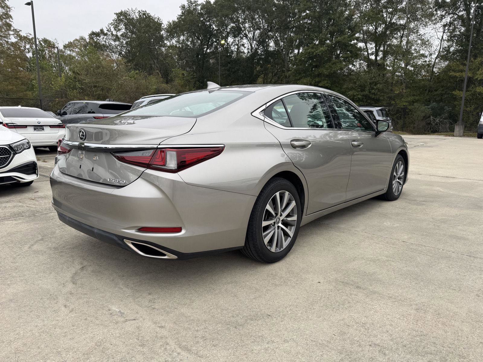 Used 2021 Lexus ES 350 image 25