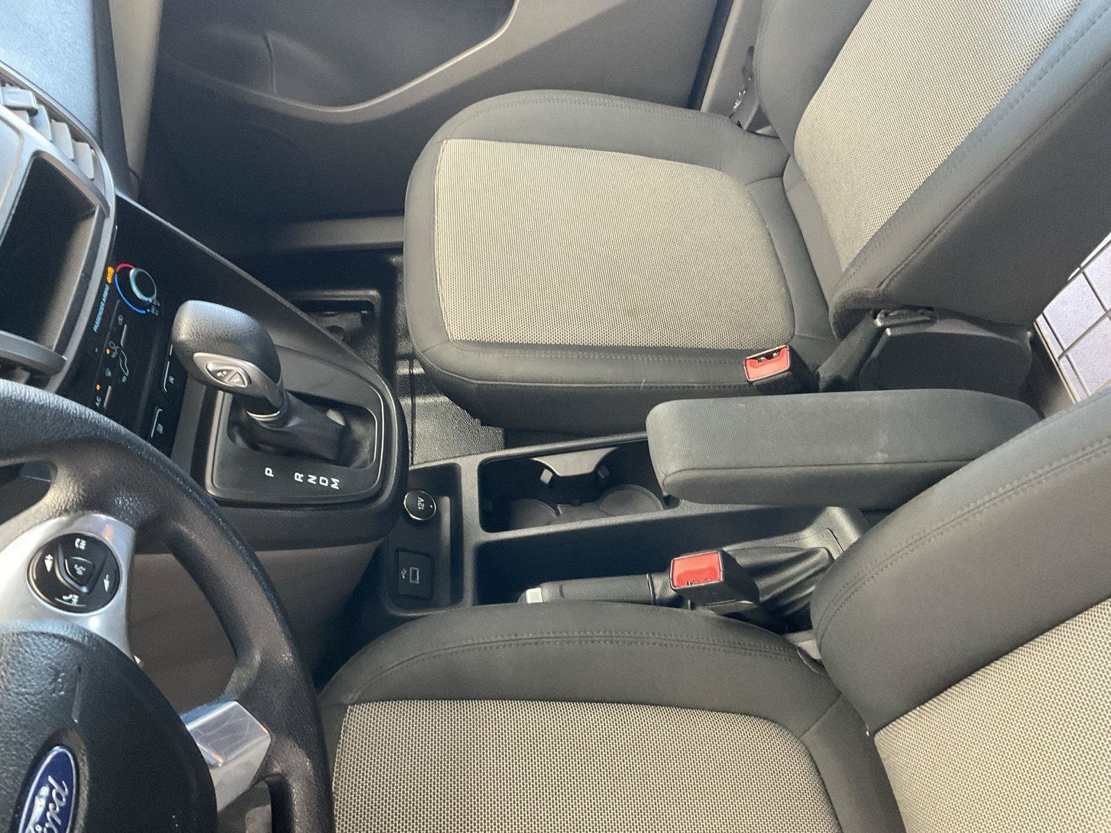 Used 2019 Ford Transit Connect XL FWD image 24