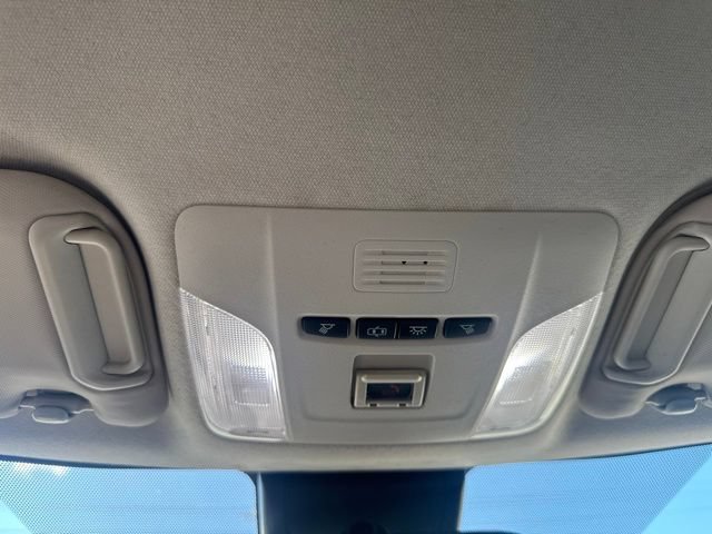 Used 2021 Toyota Corolla LE FWD image 19