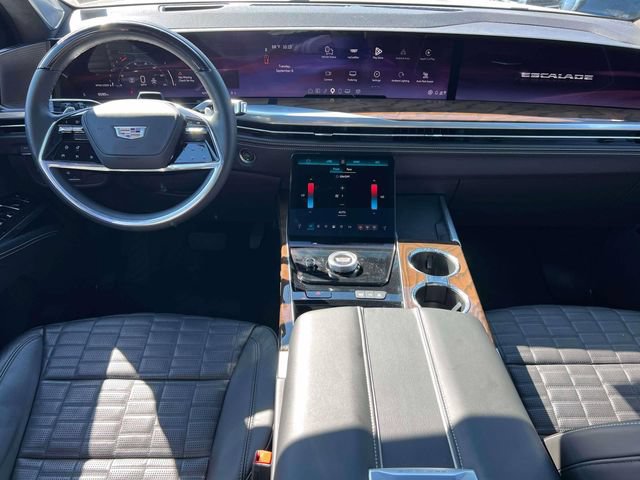 Certified 2025 Cadillac Escalade ESV Sport Platinum w/ LPO, ONYX Package AWD/4WD image 13