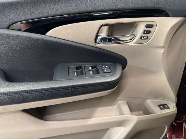 Used 2022 Honda Pilot Touring image 25