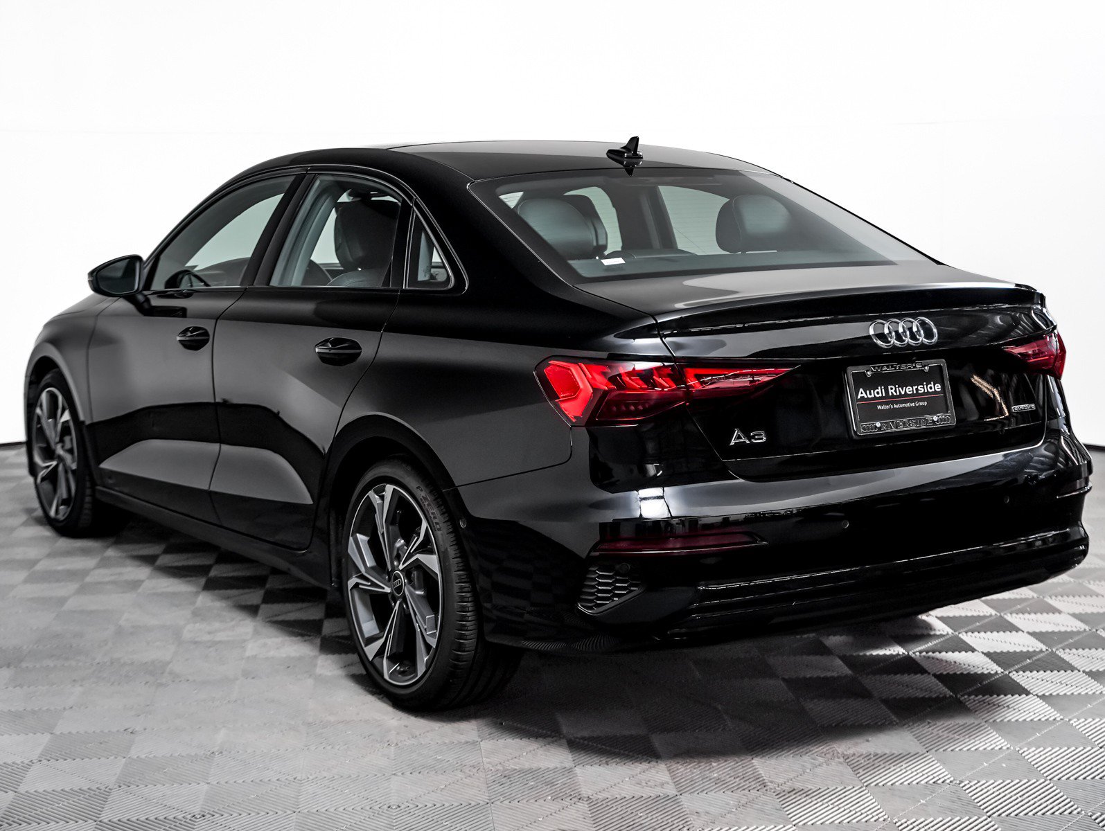 Used 2023 Audi A3 2.0T Premium w/ Convenience Package AWD/4WD image 2