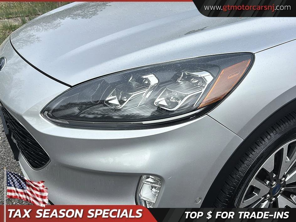 Used 2020 Ford Escape Titanium AWD/4WD image 9