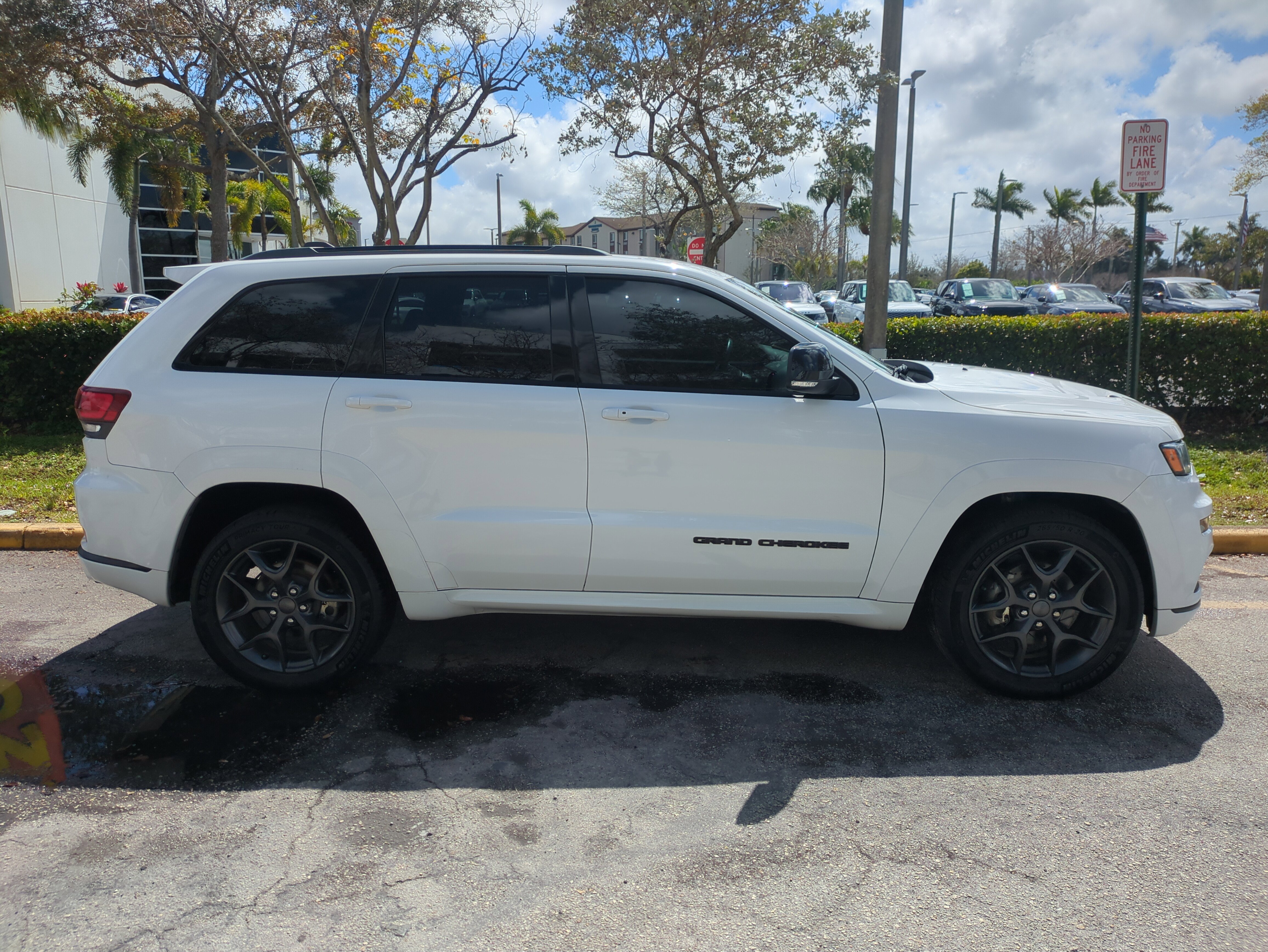 Used 2019 Jeep Grand Cherokee Limited X image 4