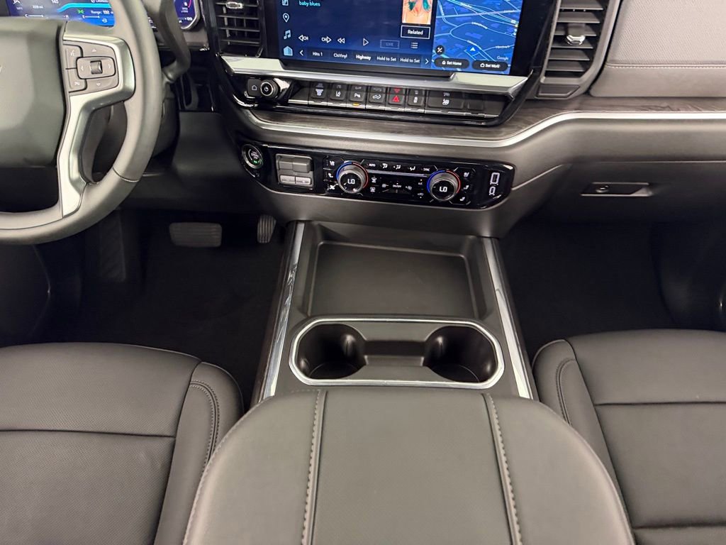 Used 2026 Chevrolet Silverado 3500 LTZ w/ LTZ Plus Package image 17