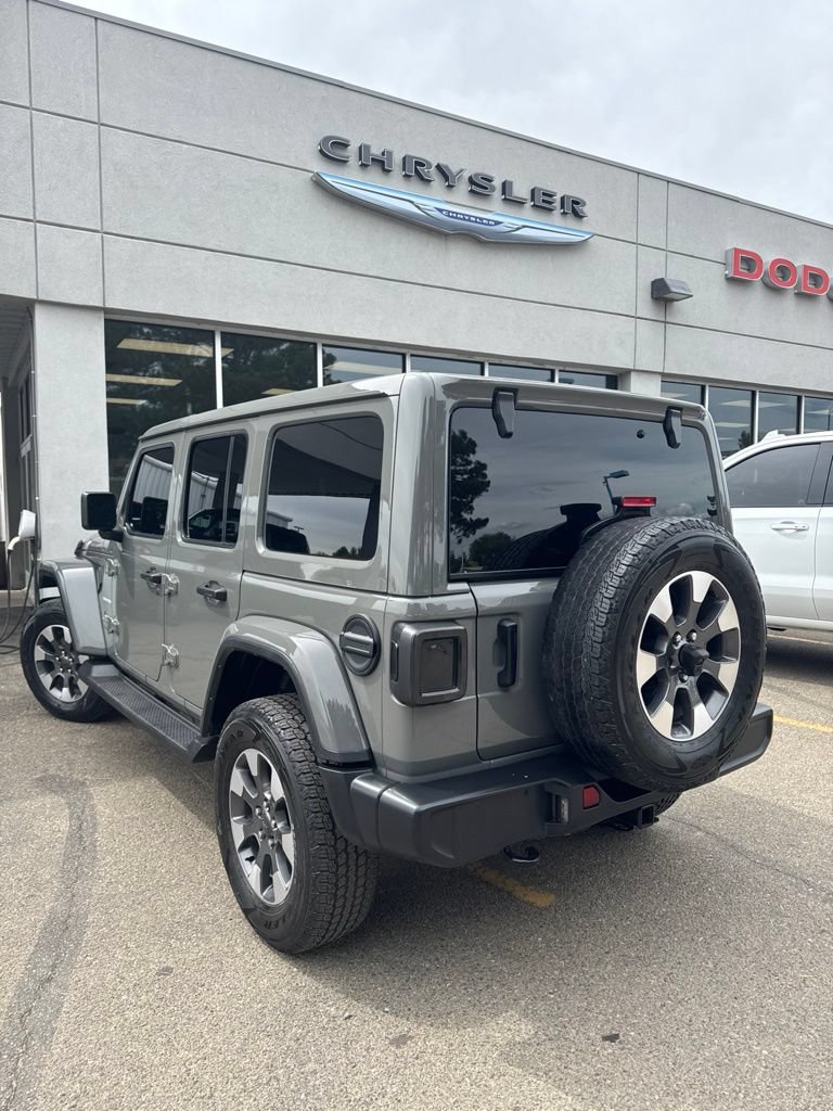 Used 2021 Jeep Wrangler Unlimited Sahara AWD/4WD image 2