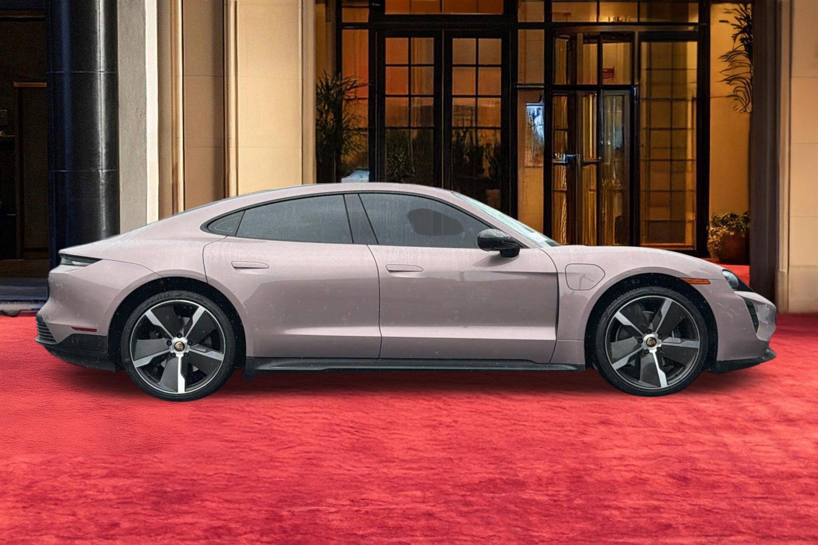 Used 2021 Porsche Taycan 4S image 7