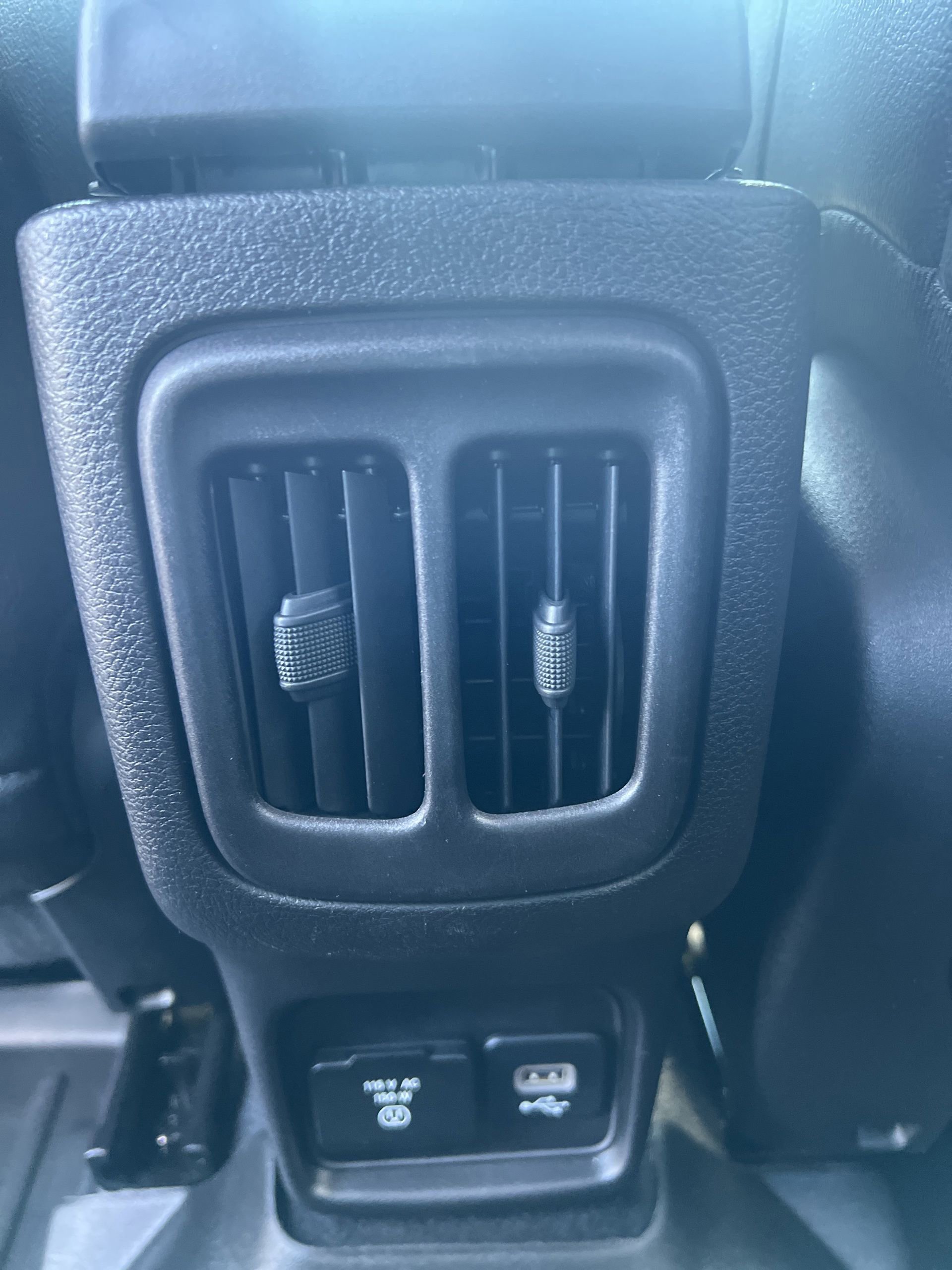 Used 2018 Jeep Compass Latitude w/ Popular Equipment Group AWD/4WD image 20