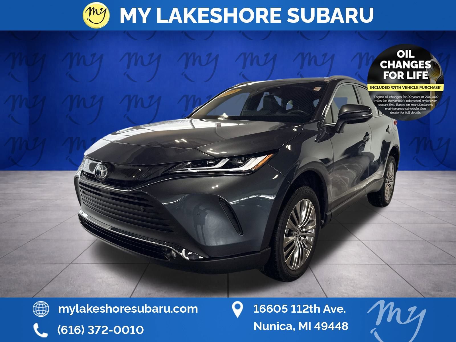 Used 2024 Toyota Venza XLE video 3