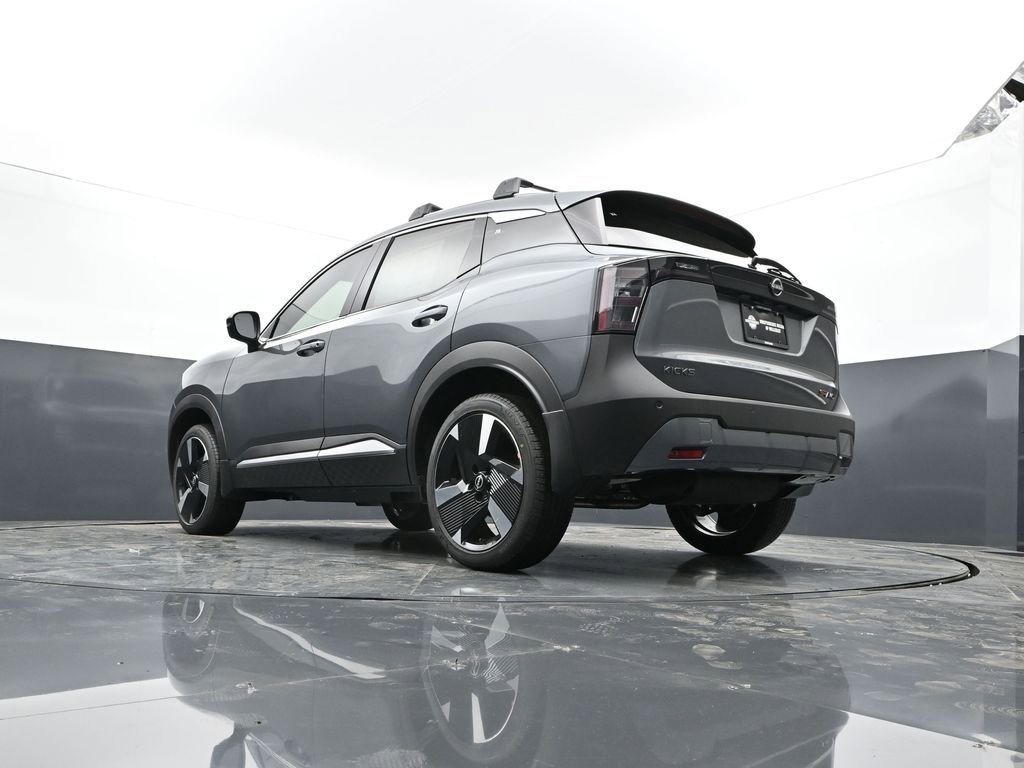 New 2026 Nissan Kicks SR w/ Cold Weather Package AWD/4WD image 31