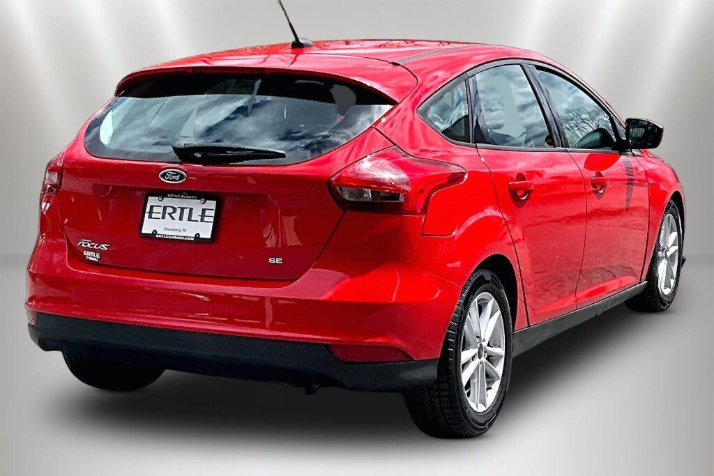Used 2016 Ford Focus SE FWD image 5