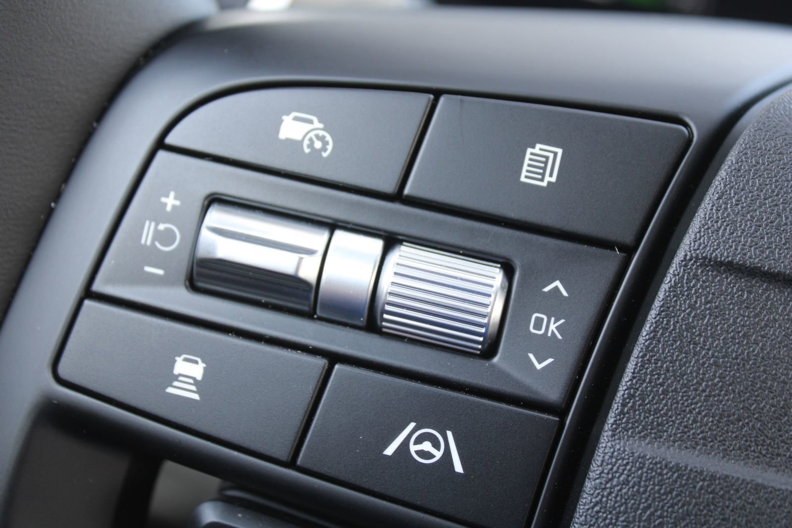 New 2026 Kia Sportage SX Prestige image 28