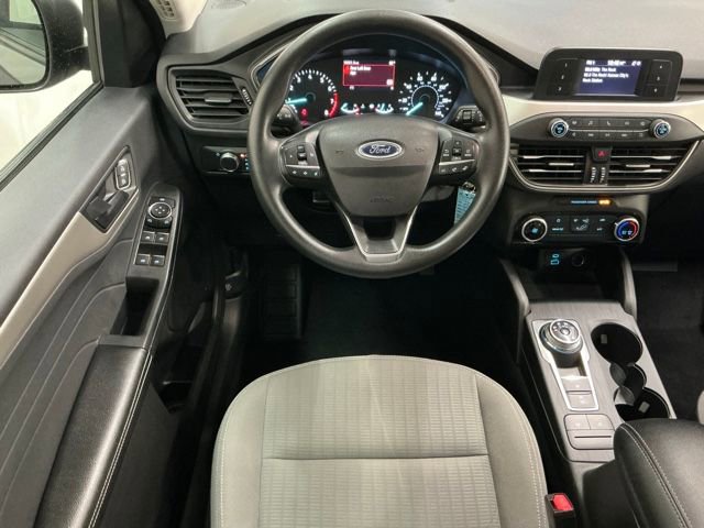 Used 2022 Ford Escape S image 10