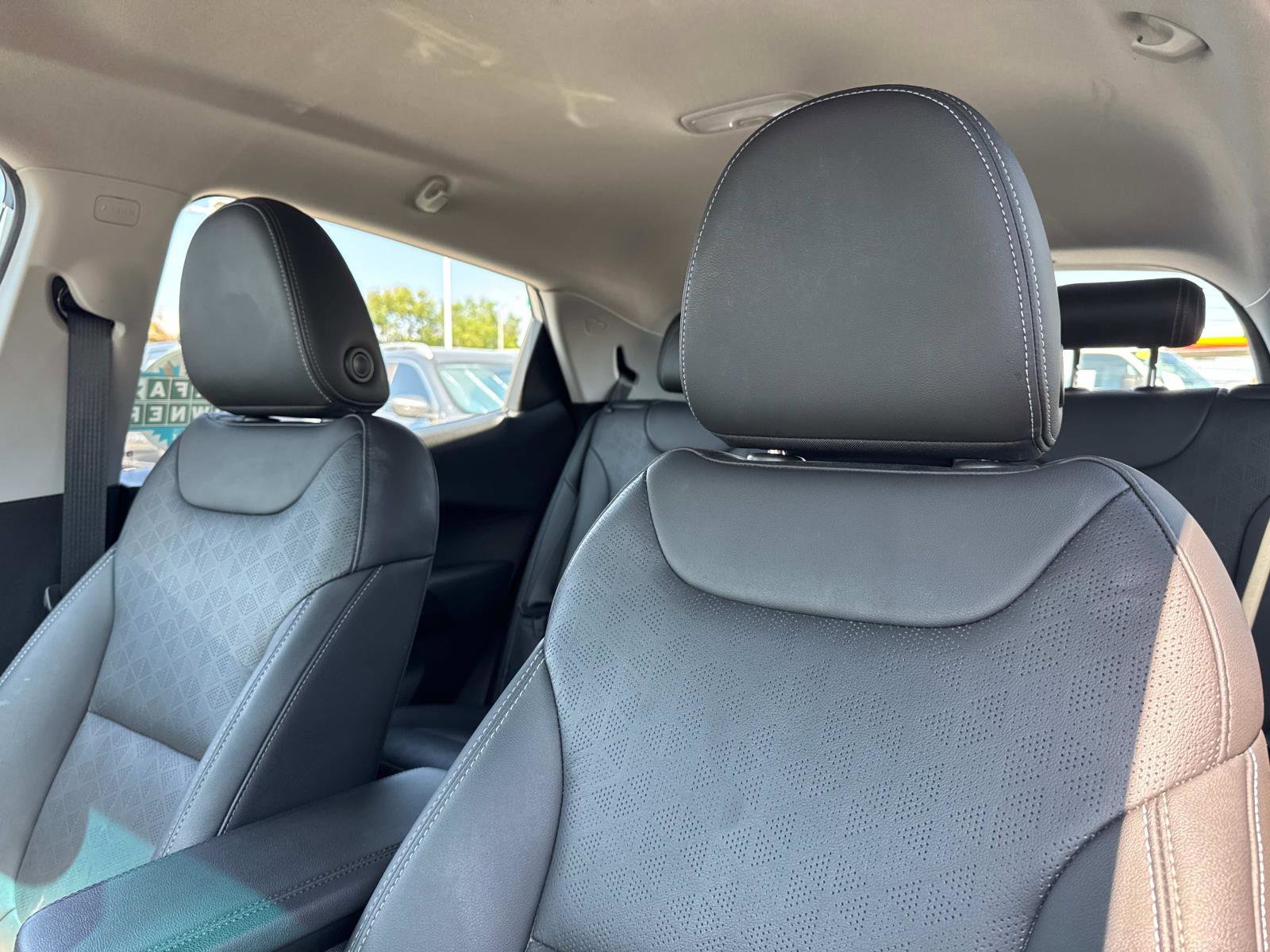 Used 2022 Chevrolet Bolt LT w/ Infotainment Package image 17