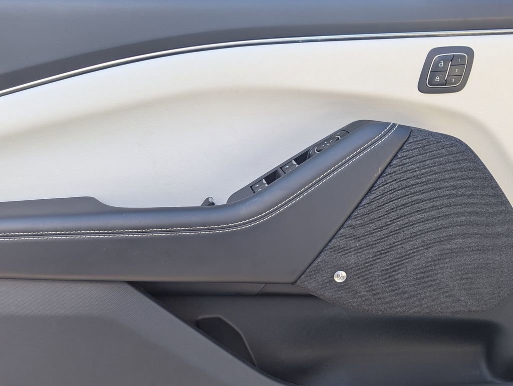 Used 2025 Ford Mustang Mach-E Premium image 12