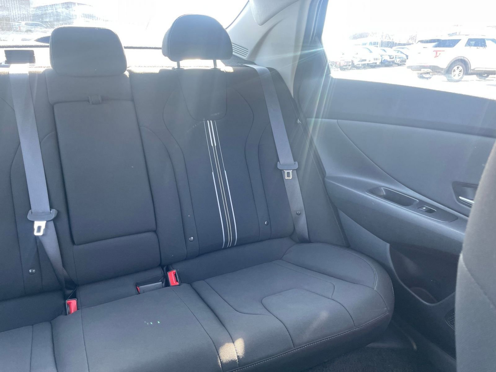 Used 2025 Hyundai Elantra SEL FWD image 38