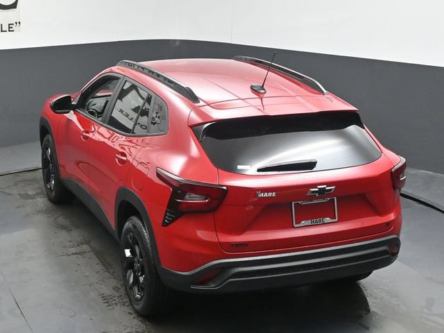 New 2026 Chevrolet Trax LT w/ Midnight Edition FWD image 19