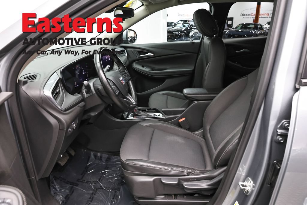 Used 2024 Buick Encore GX Preferred FWD image 13